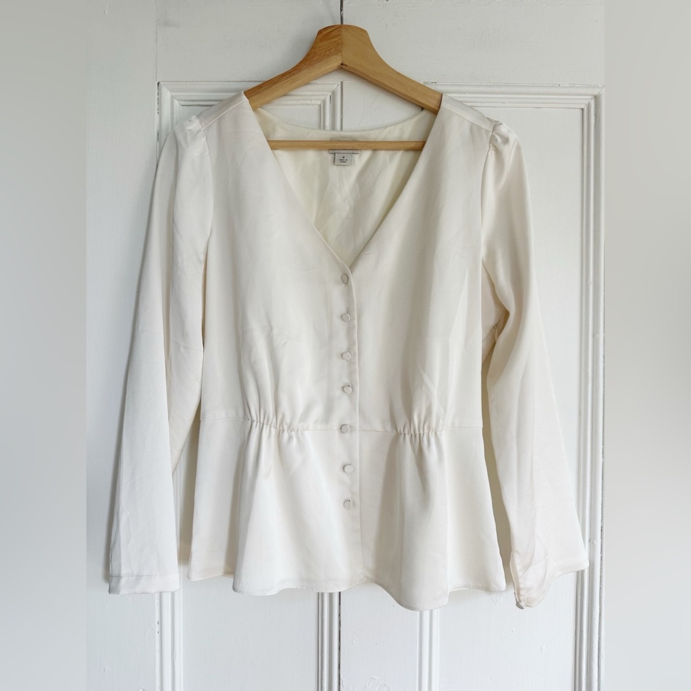 NWOT J. Crew Satin-crepe Peplum Top in Ivory. Size 4 - Picture 4 of 6